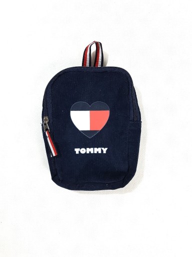 Zdjęcie oferty: kosmetyczka plecak Tommy Hilfiger granatowa 