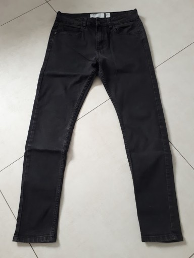 Zdjęcie oferty: spodnie jeans Bershka 38, 164