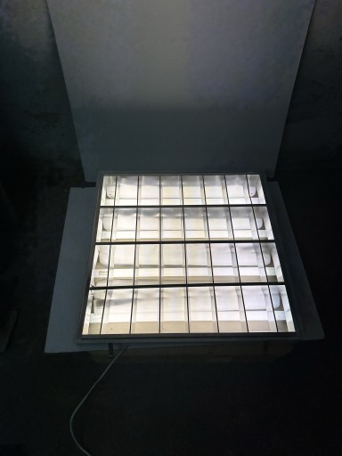 Zdjęcie oferty: Oświetlenie do biura kasetonowe wymiary 60x60 