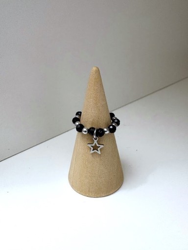 Zdjęcie oferty: Pierścionek handmade z czarnym turmalinem, hematytem i gwiazdką 
