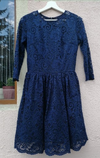 Zdjęcie oferty: Granatowa sukienka z koronki rozmiar S 36 