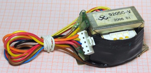 Zdjęcie oferty: Transformator do generatora funkcyjnego 9205C Hung Chang [R1]K50