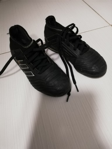 Zdjęcie oferty: Korki dla dziecka ADIDAS PREDATOR