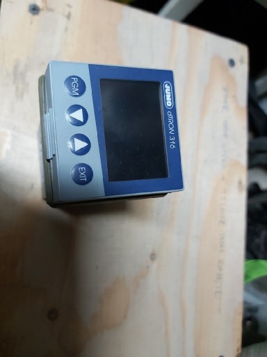 Zdjęcie oferty: Regulator JUMO dTRON 316