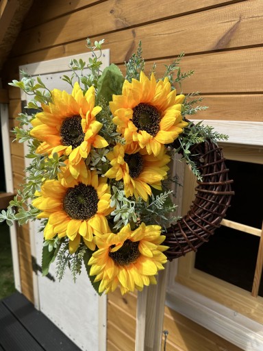 Zdjęcie oferty: Wianek jesienny 7w1 na drzwi,słoneczniki,dekoracja
