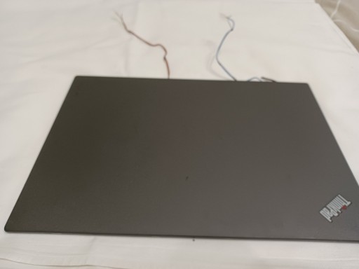Zdjęcie oferty: Lenovo ThinkPad klapa matrycy kamera antena A275