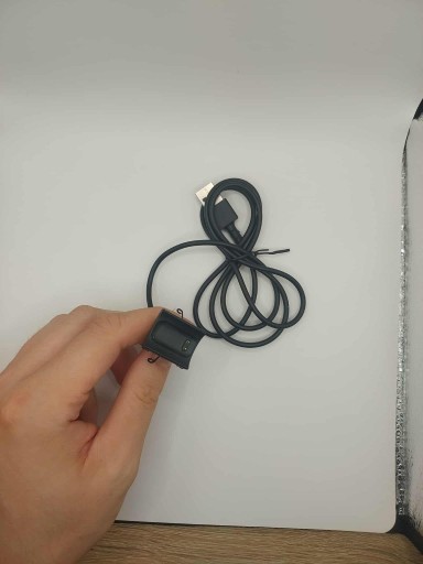 Zdjęcie oferty: Ładowarka klipsowa USB-A do Fitbit Charge 5 / Charge 6 / Luxe