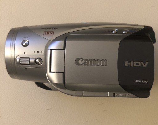 Zdjęcie oferty: kamera HD CANON HV20 A - stan idealny z dodatkami