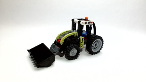 Zdjęcie oferty: LEGO Technic 2 in1 - Traktor Motocykl 8260