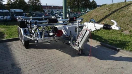 Zdjęcie oferty: przyczepa kablowa z napędem dmc 3500kg F10.35.1-M