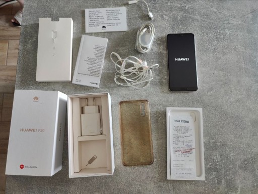 Zdjęcie oferty: Smartfon Huawei P20 4 GB/128 GB EML-L29 PINK GOLD