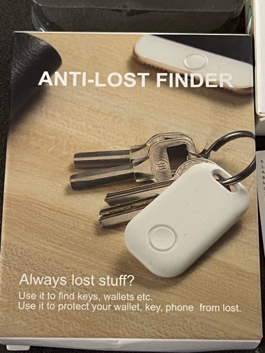 Zdjęcie oferty: Mini lokalizator Bluetooth Smart Finder nowy
