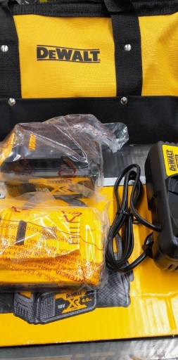 Zdjęcie oferty: dewalt zestaw aku 4 i 2 ah