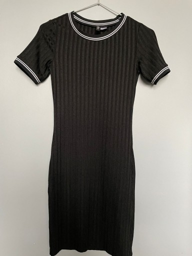 Zdjęcie oferty: Czarna obcisła sukienka H&M XS/34