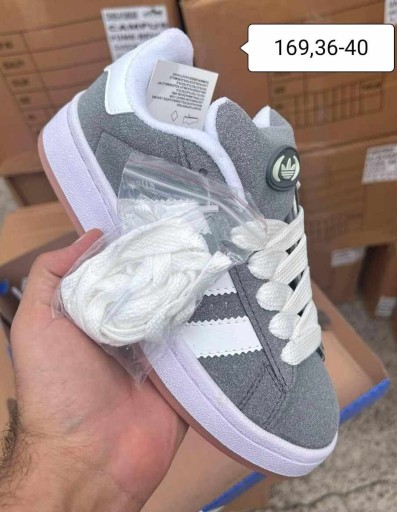 Zdjęcie oferty: Damskie obuwie sportowe 