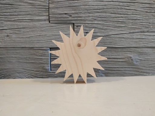 Zdjęcie oferty: Figurka z drewna ; słońce z drewna 