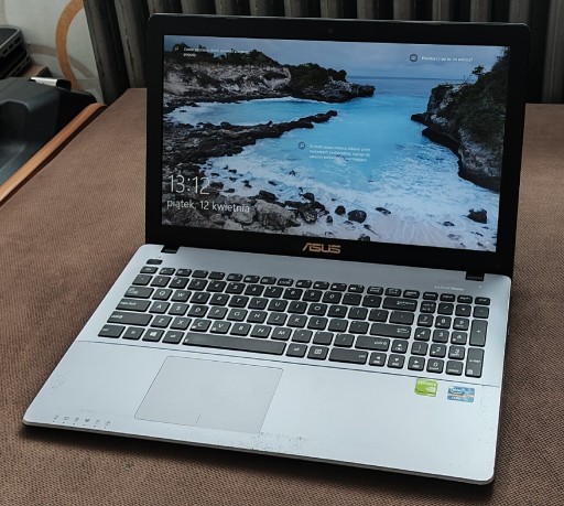 Zdjęcie oferty: Asus X550L NVIDIA GT 720M 2GB i5 4200U 6/256GB SSD