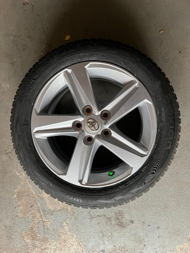 Zdjęcie oferty: Koła zimowe Toyota Corolla 16" ORGINALNE 205/55R16