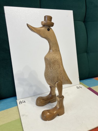Zdjęcie oferty: figurka rzezba drewniana kaczka w kapeluszu 28cm