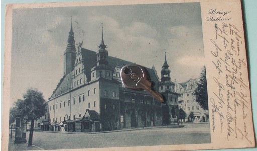 Zdjęcie oferty: 60) Brzeg ratusz,1930