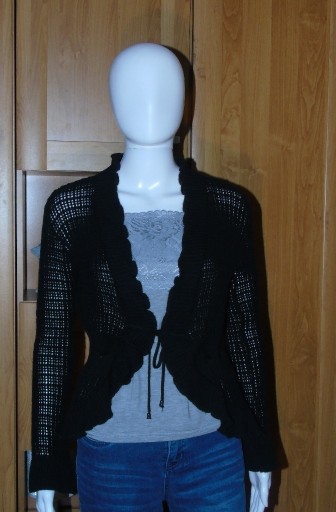 Zdjęcie oferty: Czarny ażurowy sweter z falbankami/bolerko - 36