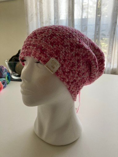 Zdjęcie oferty: Różowa czapka robiona na szydełku handmade