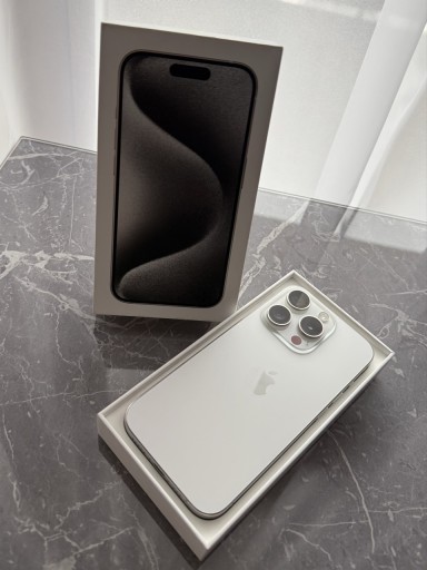 Zdjęcie oferty: iPhone 15 Pro 128 GB Biały Tytan stan idealny