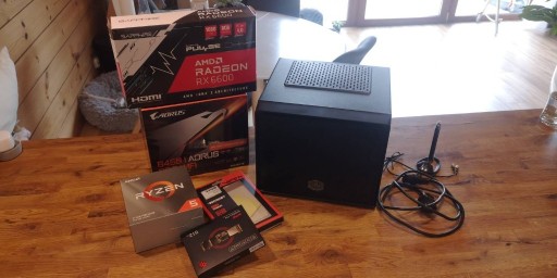 Zdjęcie oferty: Komputer PC Ryzen 5 3600|32GB|RX6600|512GB M2|WIFI