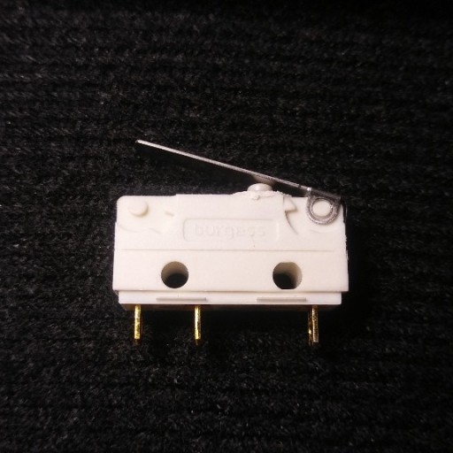 Zdjęcie oferty: Mikroprzełącznik przycisk klapy tylnej BMW E46 E39