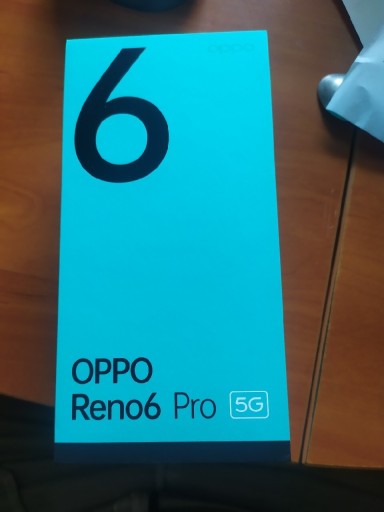 Zdjęcie oferty: Smartfon OPPO Reno6 5G 12/256 GB