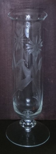 Zdjęcie oferty: Wazon puchar szkło zdobione szlif kwiaty vintage