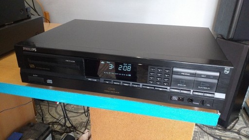 Zdjęcie oferty: Odtwarzacz cd PHILIPS CD618