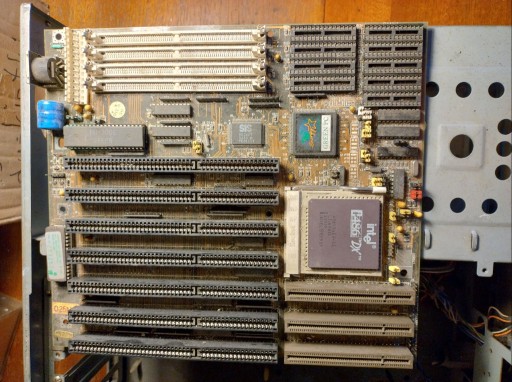 Zdjęcie oferty: OPTIMUS płyta głowna 486 ISA z procesorem Intel 486DX-33 opis