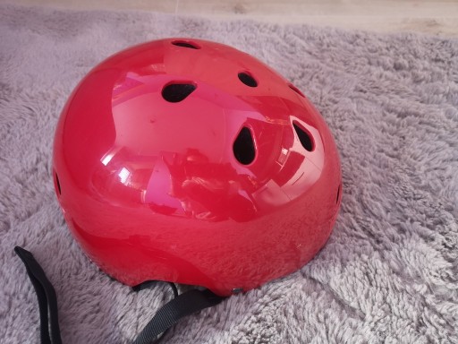 Zdjęcie oferty: Kask dziecko na rower deskorolkę, hulajnoge, narty