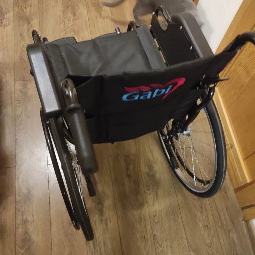 Zdjęcie oferty: Wózek inwalidzki aluminiowy standardowy (Gabi)