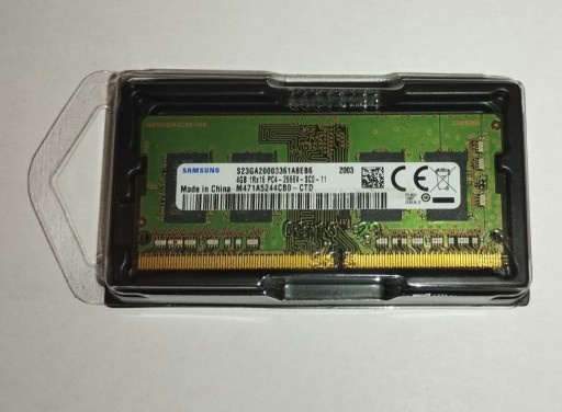 Zdjęcie oferty: Pamięć do laptopa Samsung DDR4, 4 GB, 2666 MHz, CL19 (M471A5244CB0-CTD)