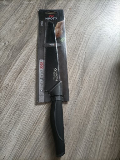 Zdjęcie oferty: Duży nóż do pieczywa Nirosta 