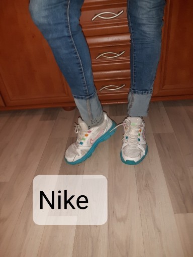 Zdjęcie oferty: Nike buty sportowe rozm 38wkl  24cm