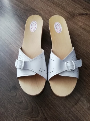 Zdjęcie oferty: Klapki drewniaki regulowana szerokość 