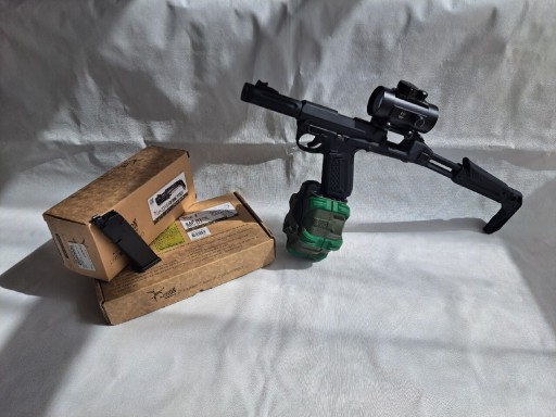 Zdjęcie oferty: AAP-01 pistolet gas blowback smg asg