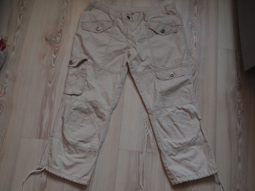 Zdjęcie oferty: Spodnie bojówki damskie 3/4 rozmiar L