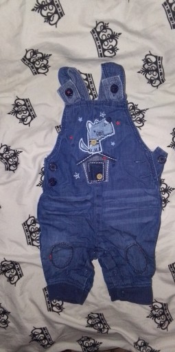 Zdjęcie oferty: Ubranka dla chłopca jaki i dla dziewczynki rozmiar 56