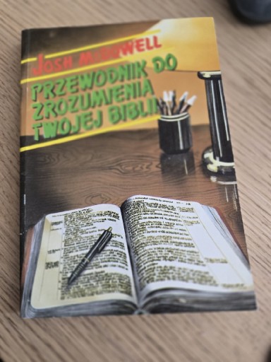 Zdjęcie oferty: Przewodnik do zrozumienia twojej Biblii - McDowell