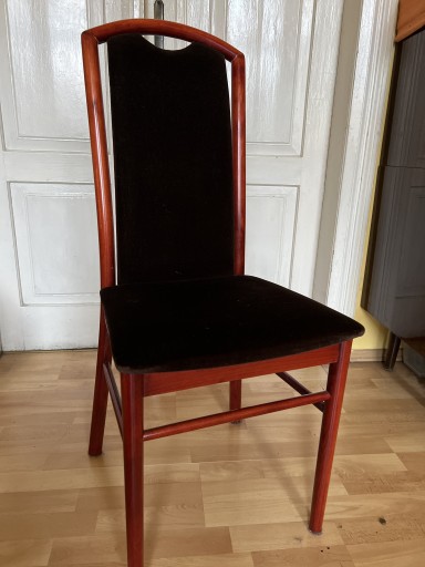 Zdjęcie oferty: Dwa tapicerowane krzesła