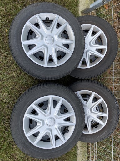 Zdjęcie oferty: Koła zimowe komplet Ford Fiesta MK8