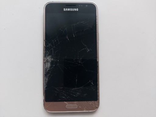Zdjęcie oferty: Samsung Galaxy J3 Pro J320FN Uszkodzony
