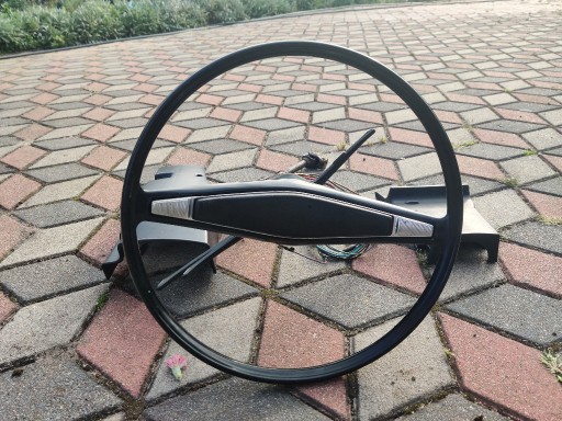 Zdjęcie oferty: Kierownica z kolumną Fiat 125p