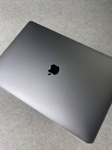 Zdjęcie oferty: MacBook Pro 15’ i7 - nowa bateria