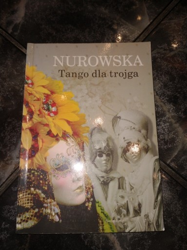 Zdjęcie oferty: Maria Nurowska tango dla trojga