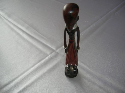 Zdjęcie oferty: Dekoracyjny afrykańska figurka